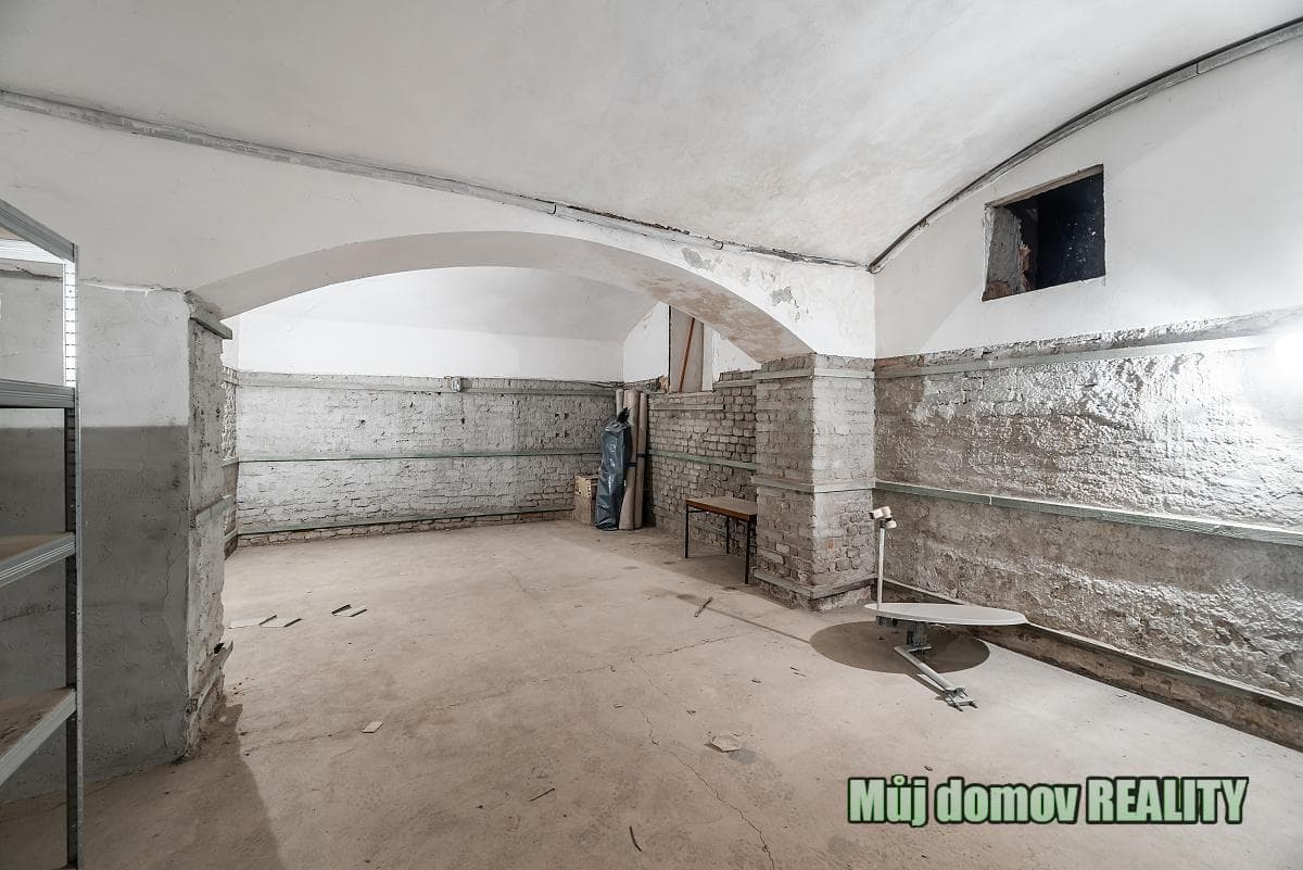 Pronájem komerčního prostoru cca 2400 m², Sokolovská, Praha 8 Libeň – foto 2