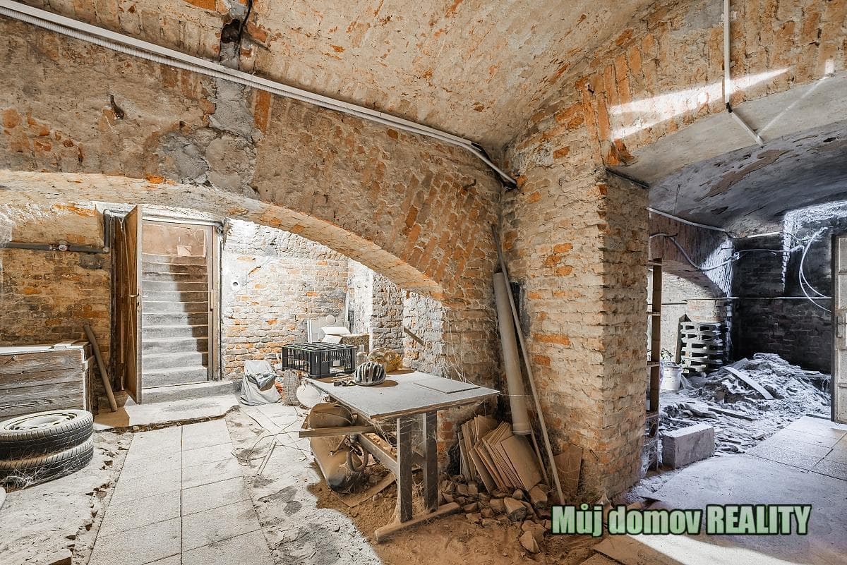 Pronájem komerčního prostoru cca 2400 m², Sokolovská, Praha 8 Libeň – foto 3