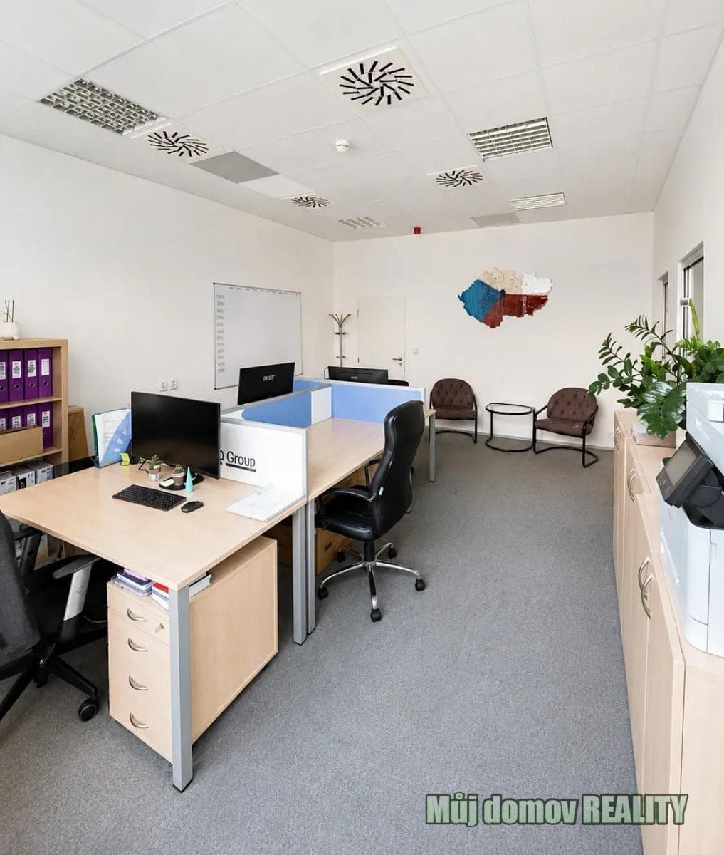 Moderní kancelář 45 m² s terasou k podnájmu Praha 4, Nusle – foto 4
