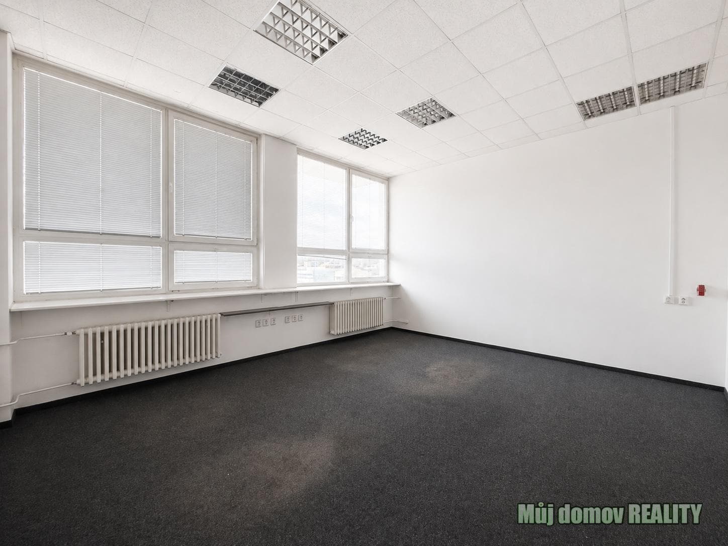 Pronájem kancelářských prostor různých velikostí, Praha 9, Kolbenova, blízko metra – foto 2