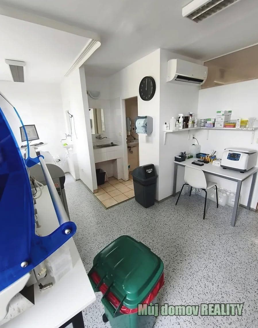 Pronájem zdravotnických prostor 75 m² ordinace, laboratoř, ambulance Praha 4, Majerského – foto 2