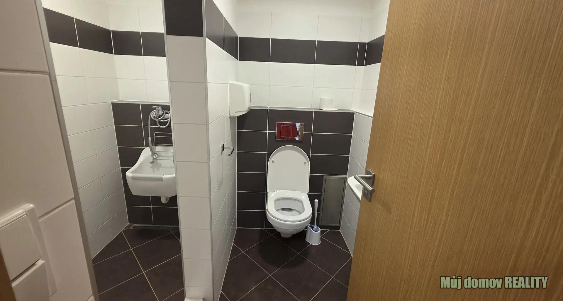Pronájem ordinace 50 m², V zářezu, Praha 5 - Jinonice – foto 4