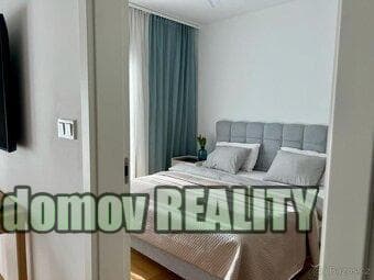 Pronájem plně zařízeného bytu 2+kk, 55 m² s balkonem Praha 5, Smíchov G – foto 3