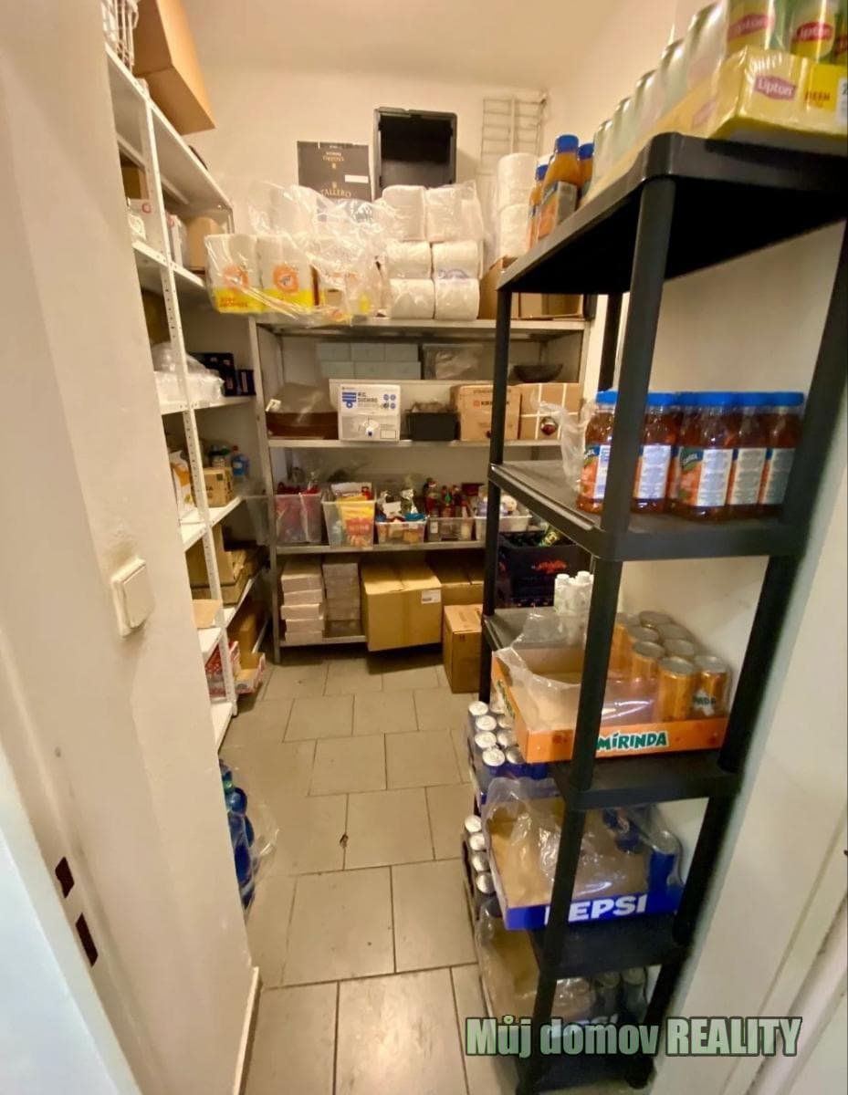 Pronájem zavedené restaurace 86 m² Rašínovo nábřeží, Praha 2 Nové Město – foto 5