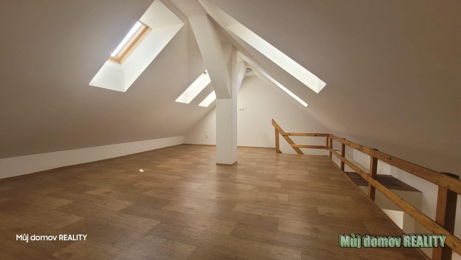 Mezonetový byt 85 m, 3+kk, Praha - Radotín Věštínská – foto 3