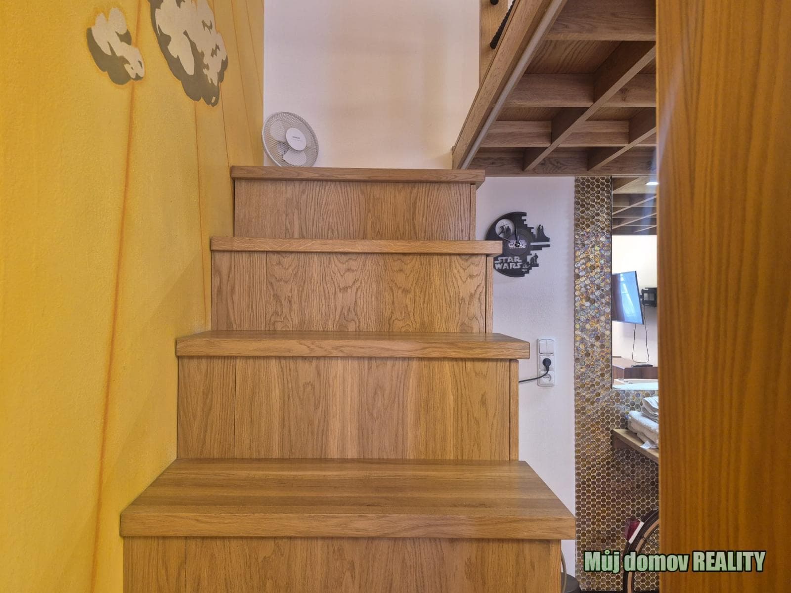 Pronájem designového bytu 1+1, 31,7 m² Praha 2, Nové Město – foto 3