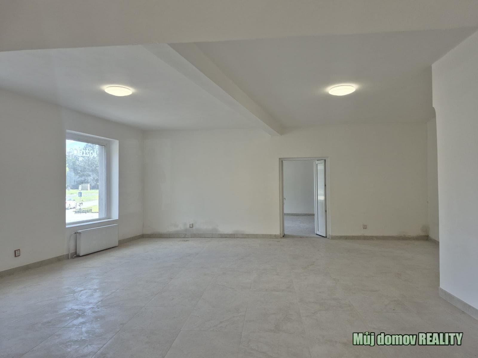 PRONÁJEM OBCHODNÍHO PROSTORU + BYT 3+KK | ŽATEC Husitské náměstí – foto 5