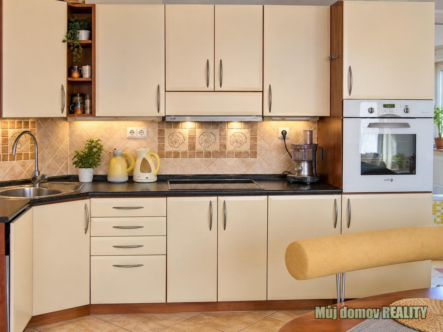 Pronájem prostorného bytu 2+kk, 67 m², balkon, sklep Praha 9, Kyje – foto 2