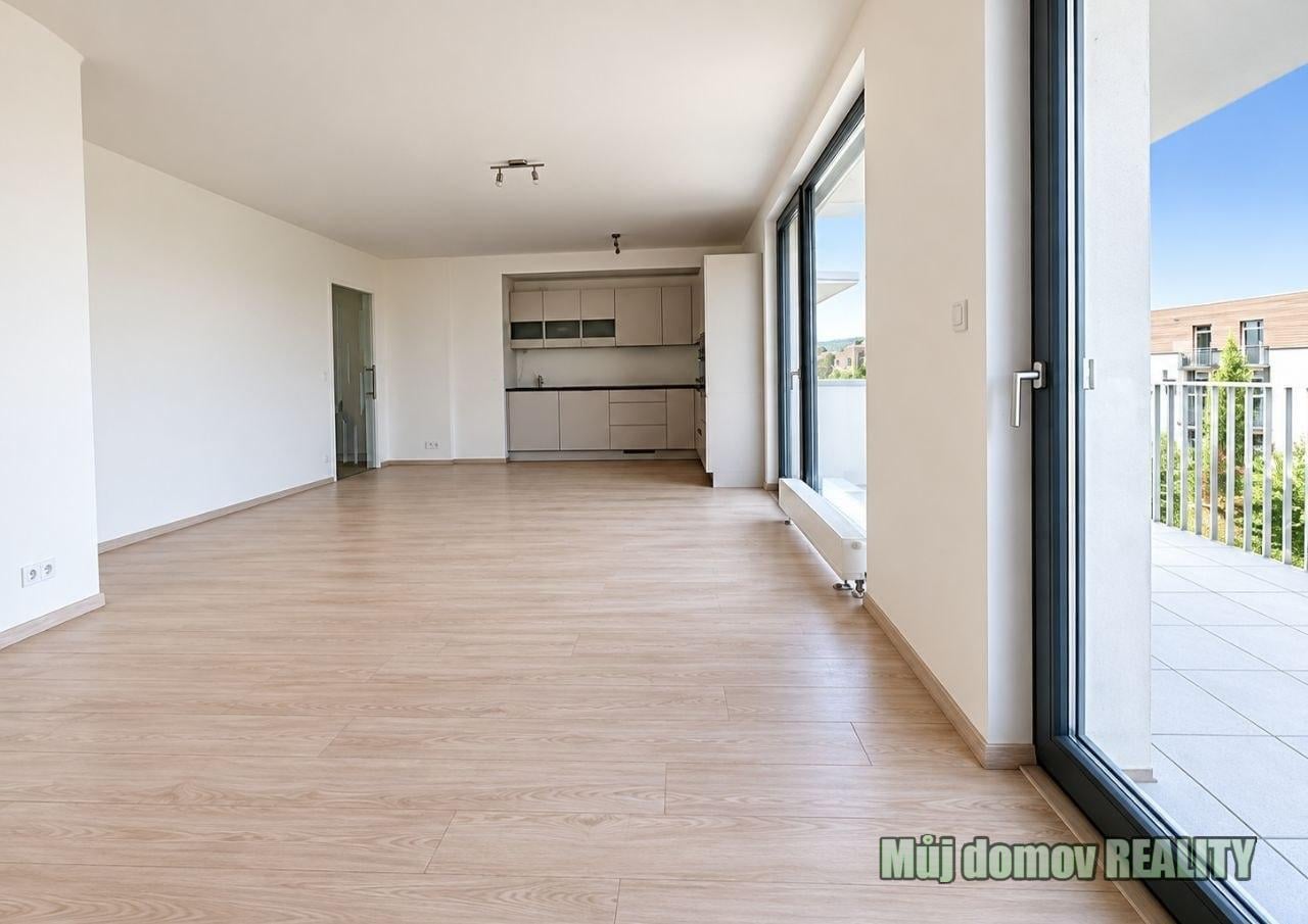 Pronájem bytu 4+kk, 86 m², balkon 10 m², parkovací stání Praha 8, Libeň, Nad Bání – foto 1