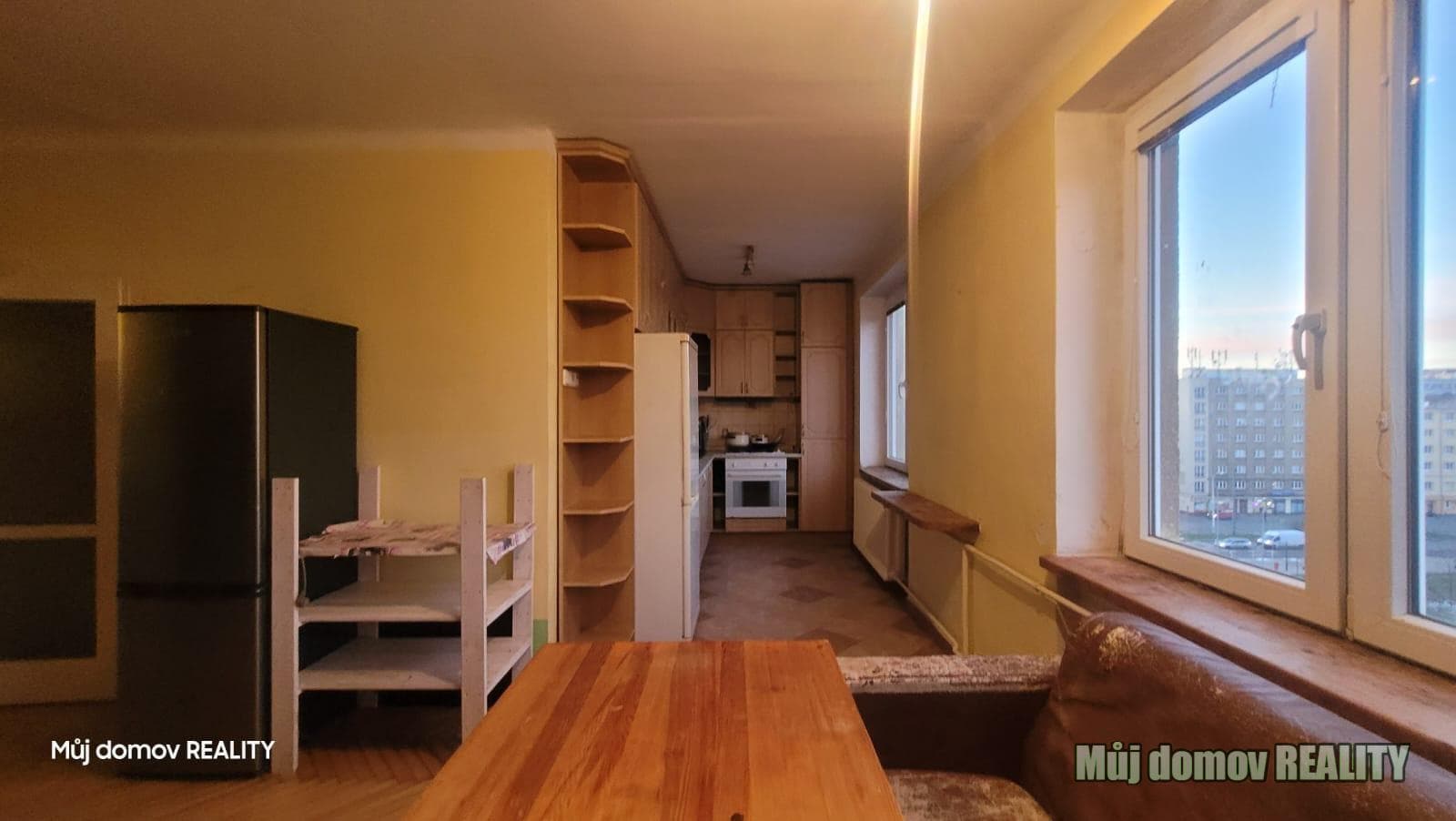 Pronájem prostorného bytu 2+kk Kubánské náměstí, Praha - Vršovice