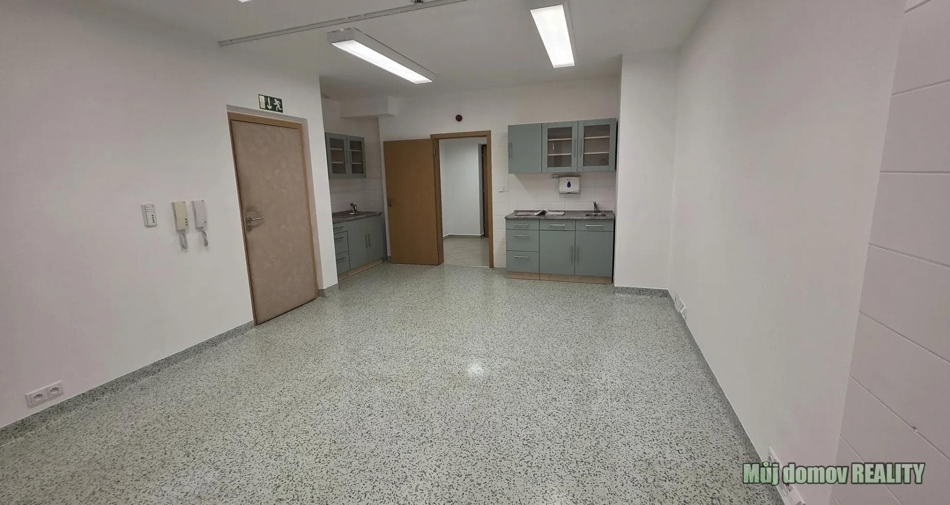 Pronájem ordinace 50 m², V zářezu, Praha 5 - Jinonice