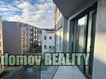 Pronájem plně zařízeného bytu 2+kk, 55 m² s balkonem Praha 5, Smíchov G